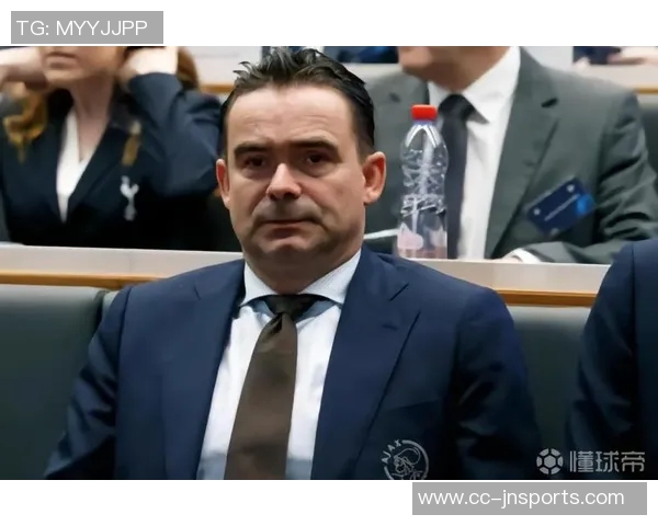 阿贾克斯再度寻求奥维马斯回归担任技术总监的可能性