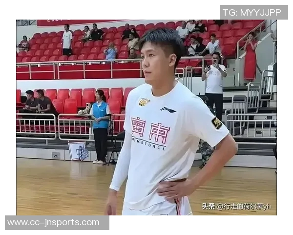 CBA自由球员新名单揭晓黄荣奇李安田宇恒卡米然引关注 CBA自由球员新名单揭晓黄荣奇李安田宇恒卡米然引关注